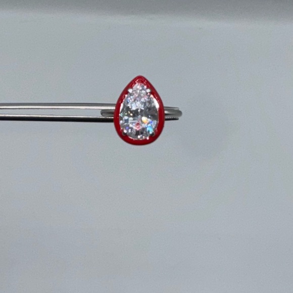 18k 2ct Enamel Pear Cut Ring - Picture 10 of 11